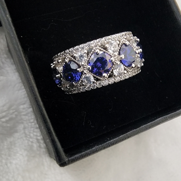 Tanzanite Eternity Band - Picture 4 of 7